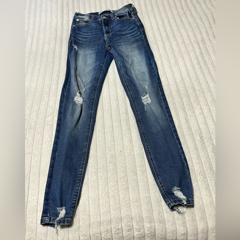 Celebrity pink The Spice Jeans size 1 / 25 Juniors Women Distressed Ripped Ankle